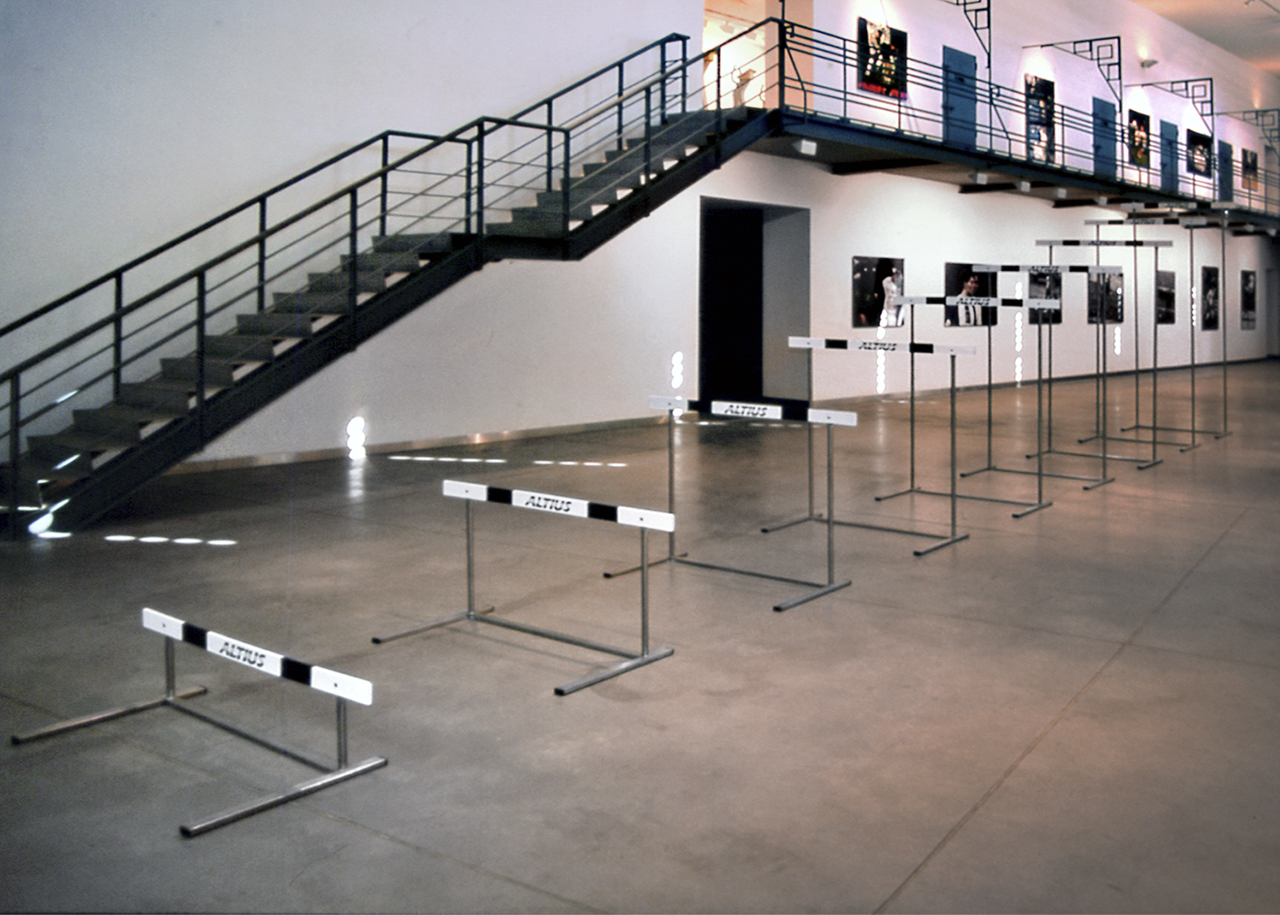 Altius, altius, altius. 2003