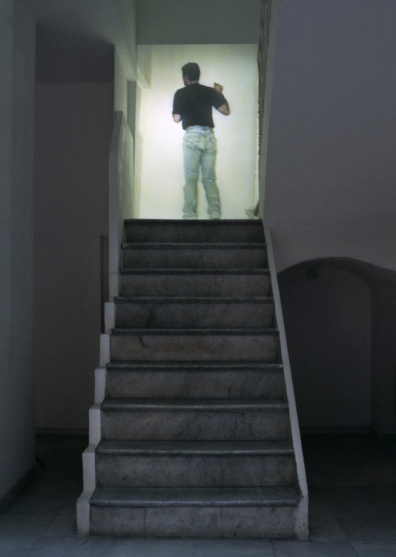 Andando contra una pared, 1997